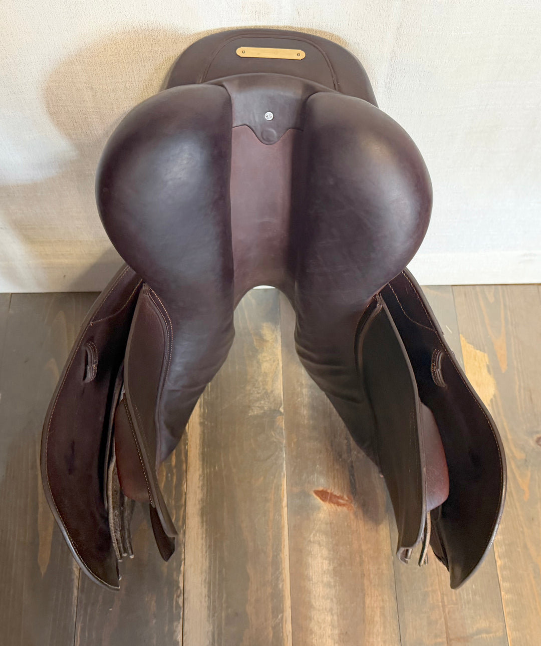 17" CWD Saddle - 2022 - 2L Flaps - SE03 (508)
