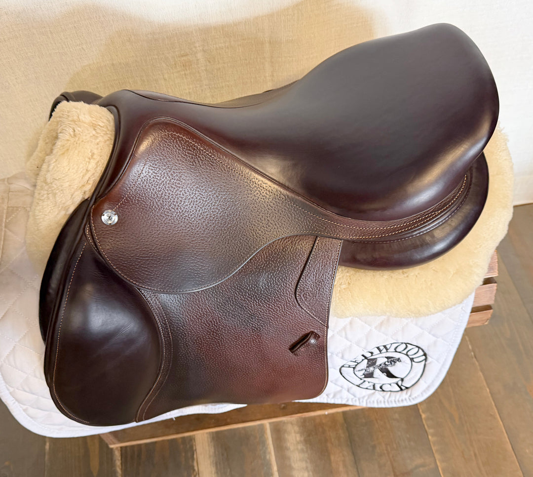 17" CWD Saddle - 2022 - 2L Flaps - SE03 (508)