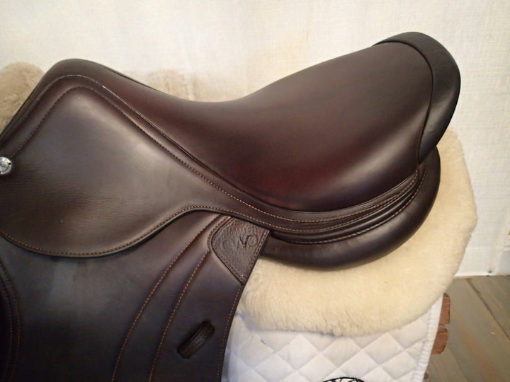 17.5" CWD Hunter Mademoiselle 2Gs Saddle - Full Buffalo - 2022 - 2CH Flaps - SE38