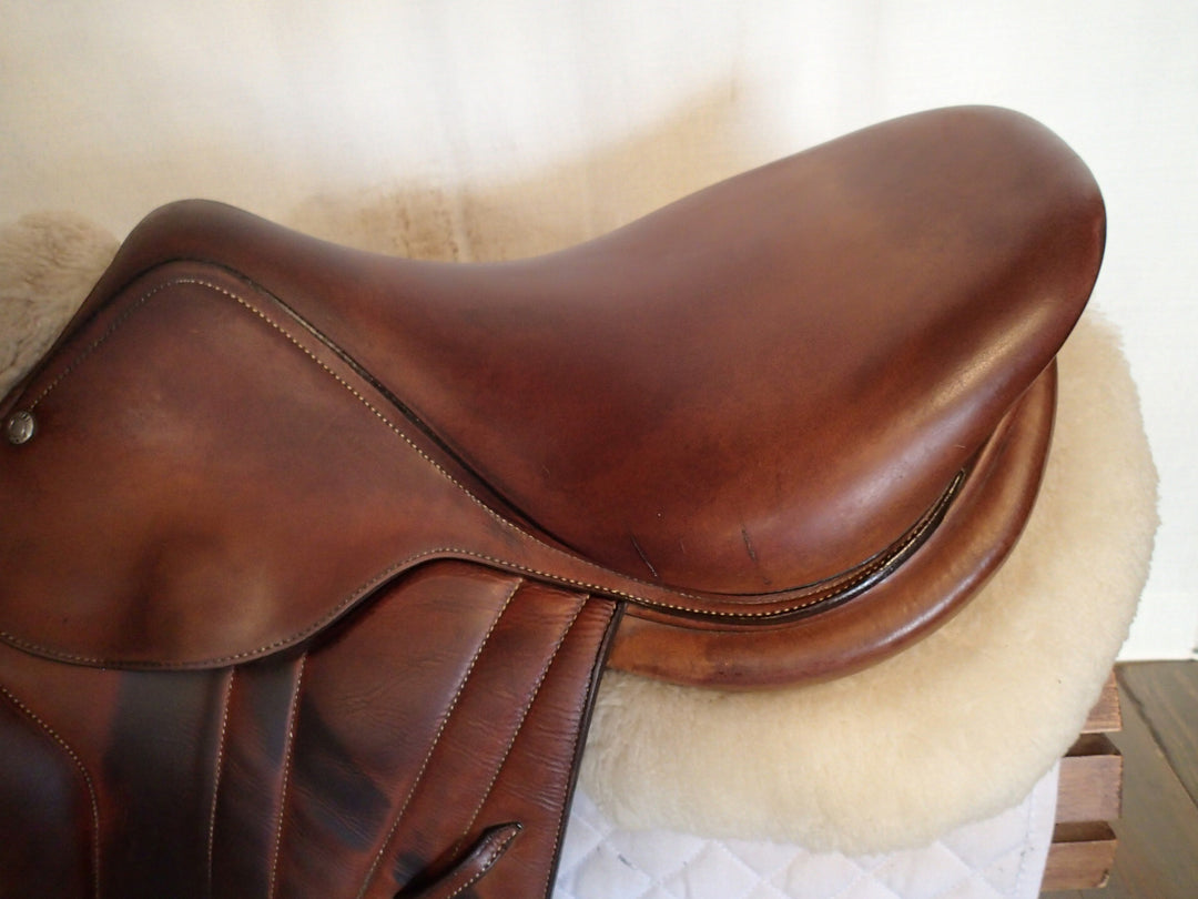 17" Butet Premium Saddle - Full Calfskin - 2014 - P Seat - 2.25 Flaps - 4.25" dot to dot