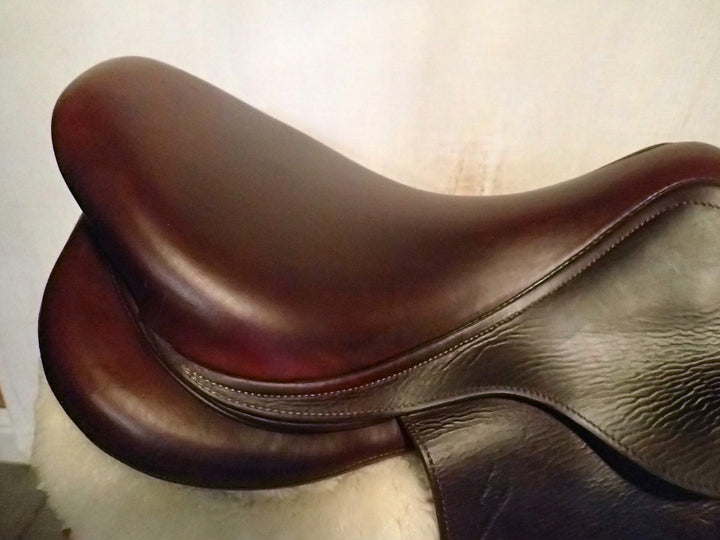 18" Antares Connexion Saddle - Full Buffalo - 2020 - 3AAA Flaps - 5" dot to dot