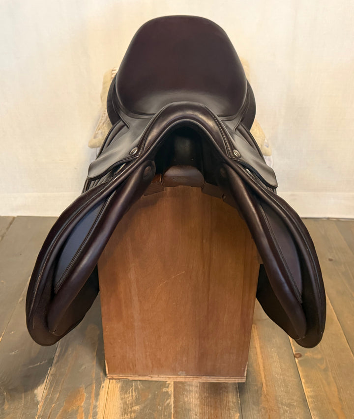18" Butet Premium Saddle - Full Calfskin - 2025 - 2.25 Flaps - L Seat - 4.25" dot to dot (520)