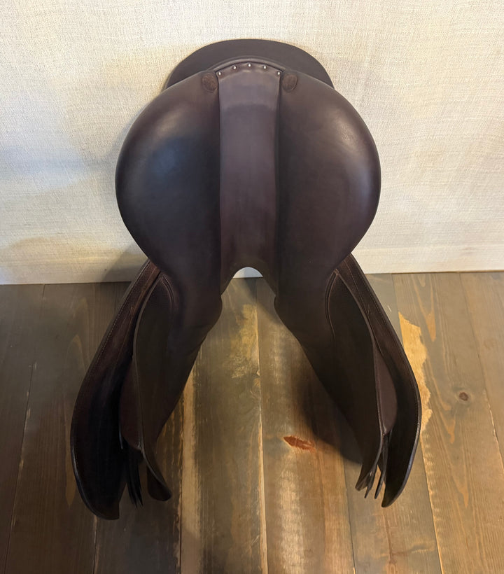 18" Butet Premium Saddle - Full Calfskin - 2025 - 2.25 Flaps - L Seat - 4.25" dot to dot (520)