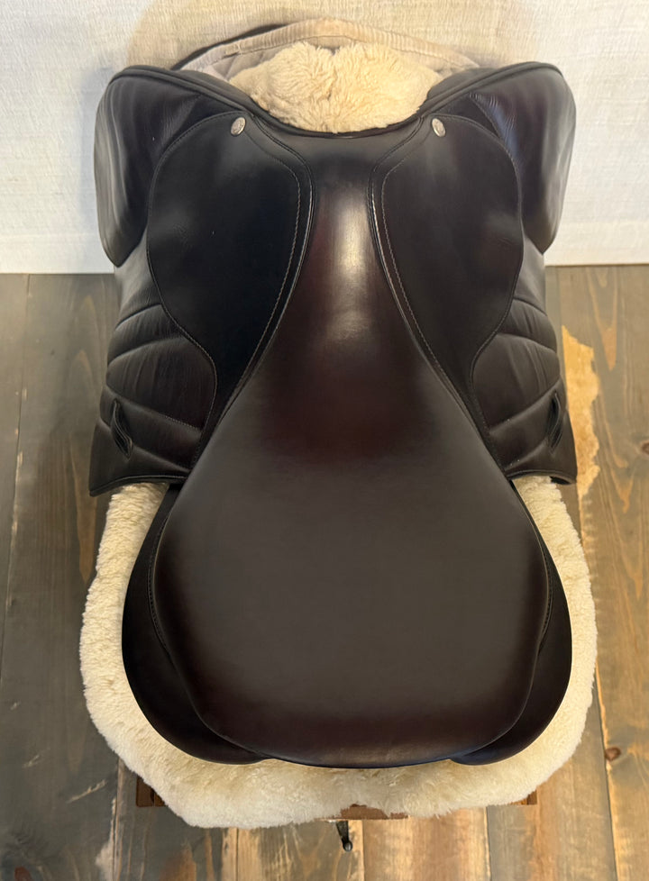 18" Butet Premium Saddle - Full Calfskin - 2025 - 2.25 Flaps - L Seat - 4.25" dot to dot (520)