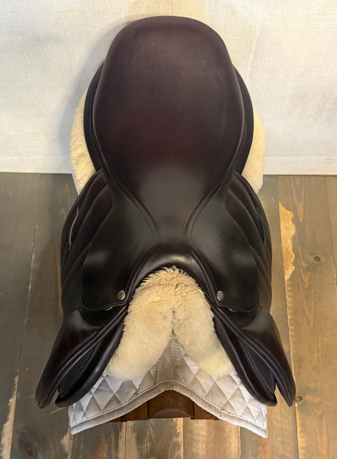 18" Butet Premium Saddle - Full Calfskin - 2025 - 2.25 Flaps - L Seat - 4.25" dot to dot (520)