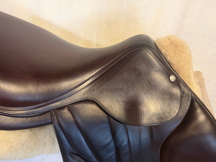 18" Butet Premium Saddle - Full Calfskin - 2025 - 2.25 Flaps - L Seat - 4.25" dot to dot (520)