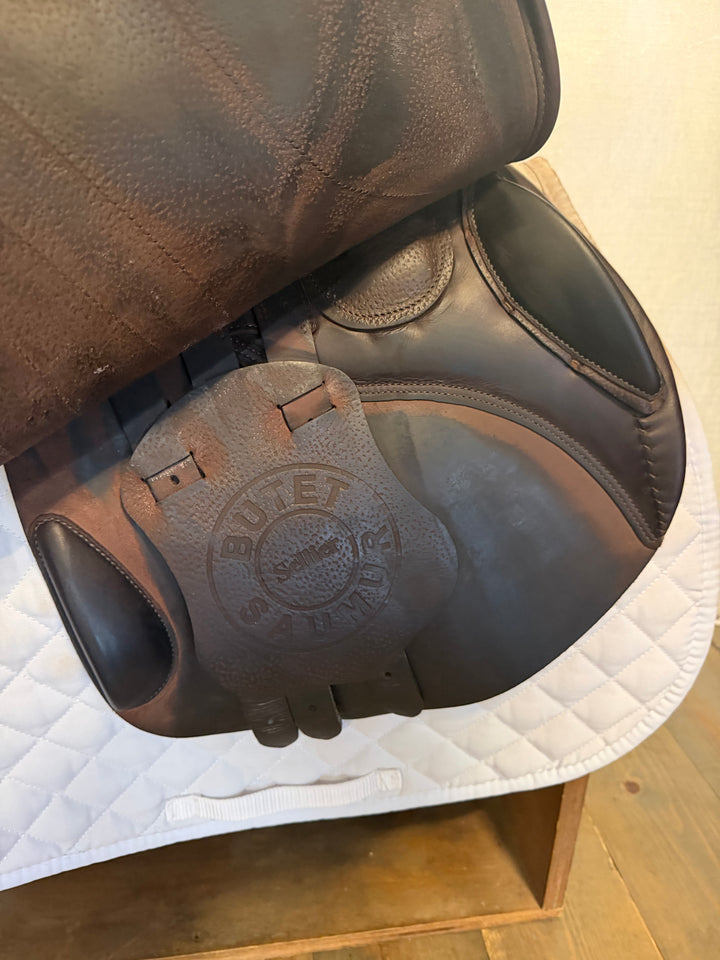 18" Butet Premium Saddle - Full Calfskin - 2025 - 2.25 Flaps - L Seat - 4.25" dot to dot (520)