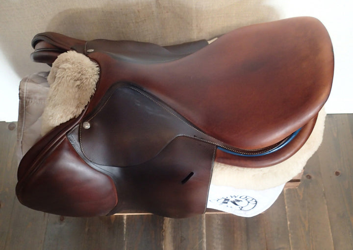 17.5" Butet Saddle - 2014 - C Seat - 2.5L Flaps - 4.5" dot to dot