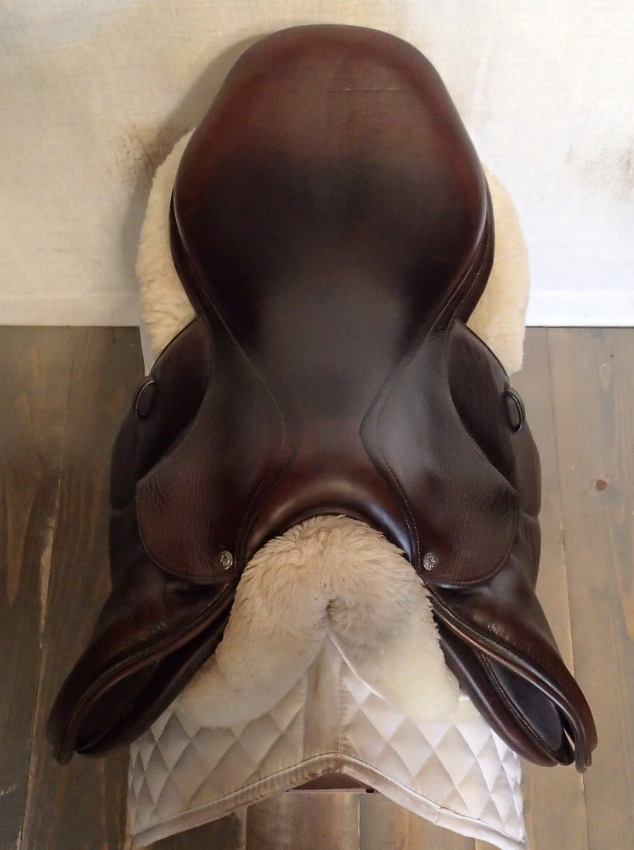 17.5" Voltaire Palm Beach Saddle - Full Buffalo - 2015 - 2A Flaps - 4.75" dot to dot - FIN Panels