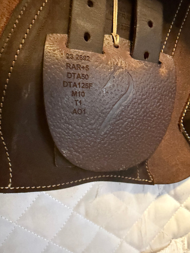 15.5" Antares Hero Junior Saddle - Full Buffalo - 2023 - 4.75" dot to dot (549)