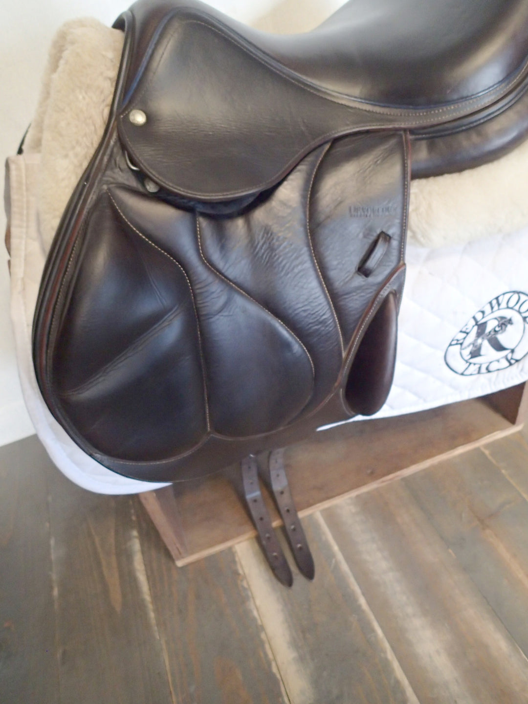 17" Devoucoux Chiberta Monoflap Saddle - Full Buffalo - 2015 - 2A Flaps - D3D - 5" dot to dot