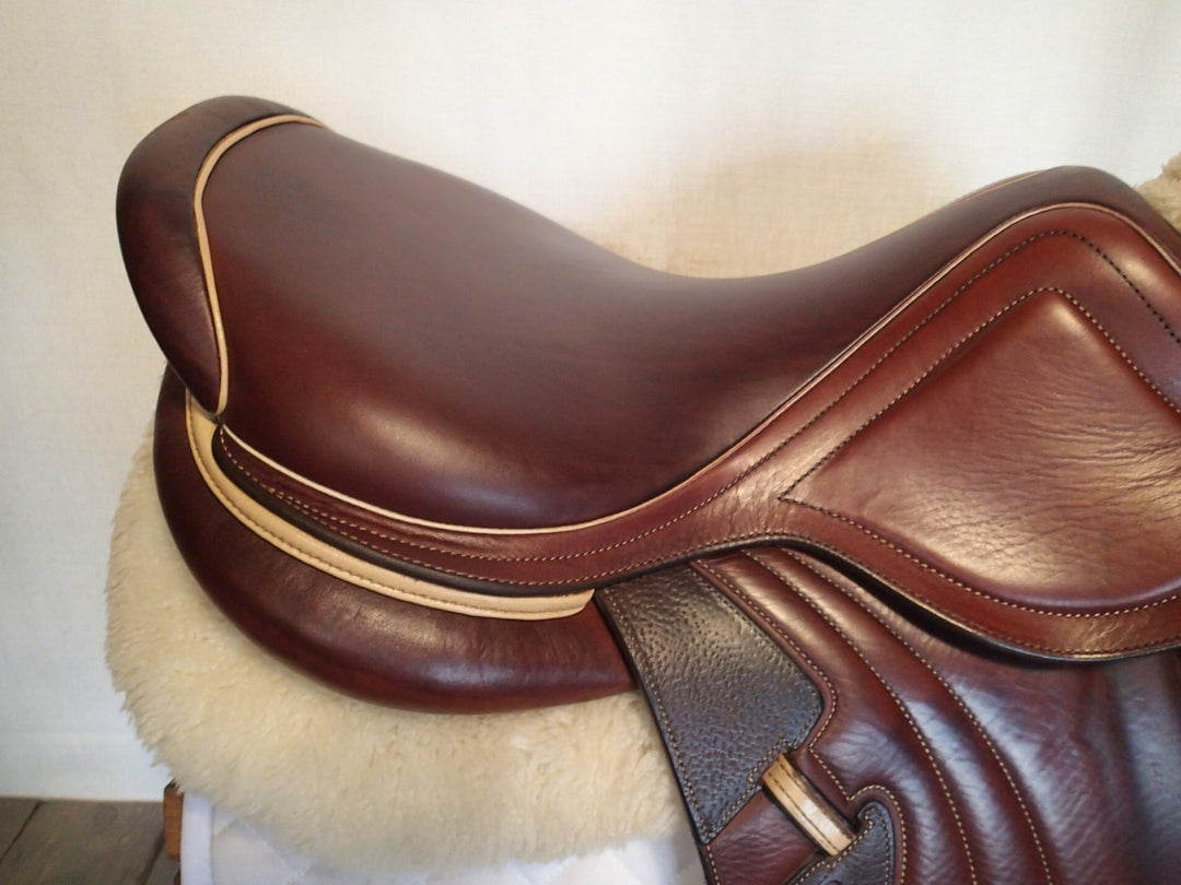 17.5" CWD Mademoiselle 2Gs Saddle - Full Buffalo - 2021 - 3C Flaps - SE31 - Pro Panels