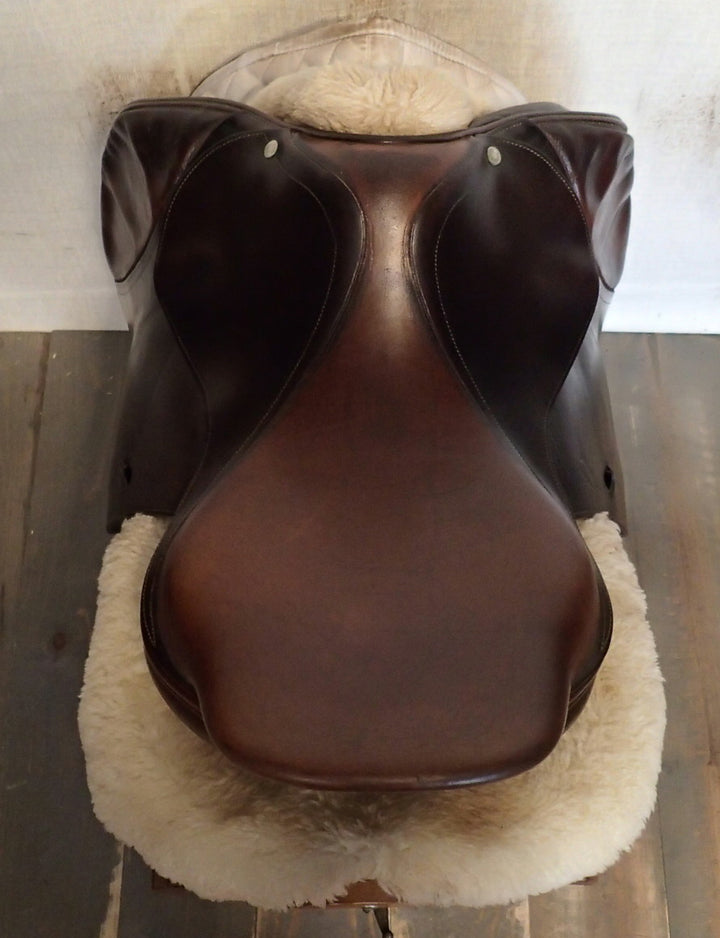 17" Antares Saddle - 2001 - 2 Flaps - 4.25" dot to dot