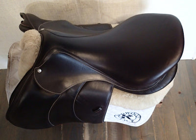 18.5" Voltaire Palm Beach Saddle - Full Buffalo - 2018 - 3AAAR Flaps - 4.75" dot to dot - Pro Panels