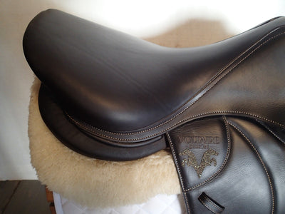 18" Voltaire Palm Beach Saddle - Full Buffalo - 2021 - 2AR Flaps - 4.75" dot to dot - Pro Panels