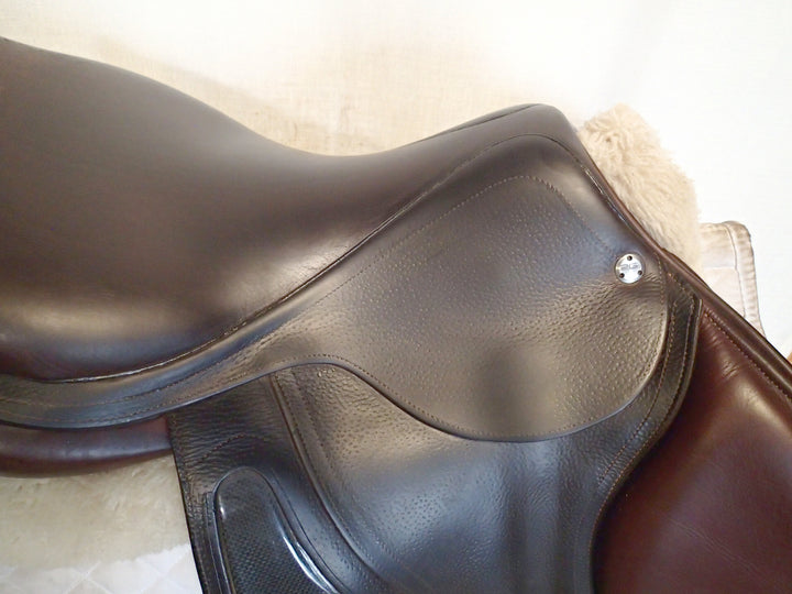 18" CWD 2Gs Saddle - 2013 - 3C Flaps - SE26 - 4.75" dot to dot - Pro Panels