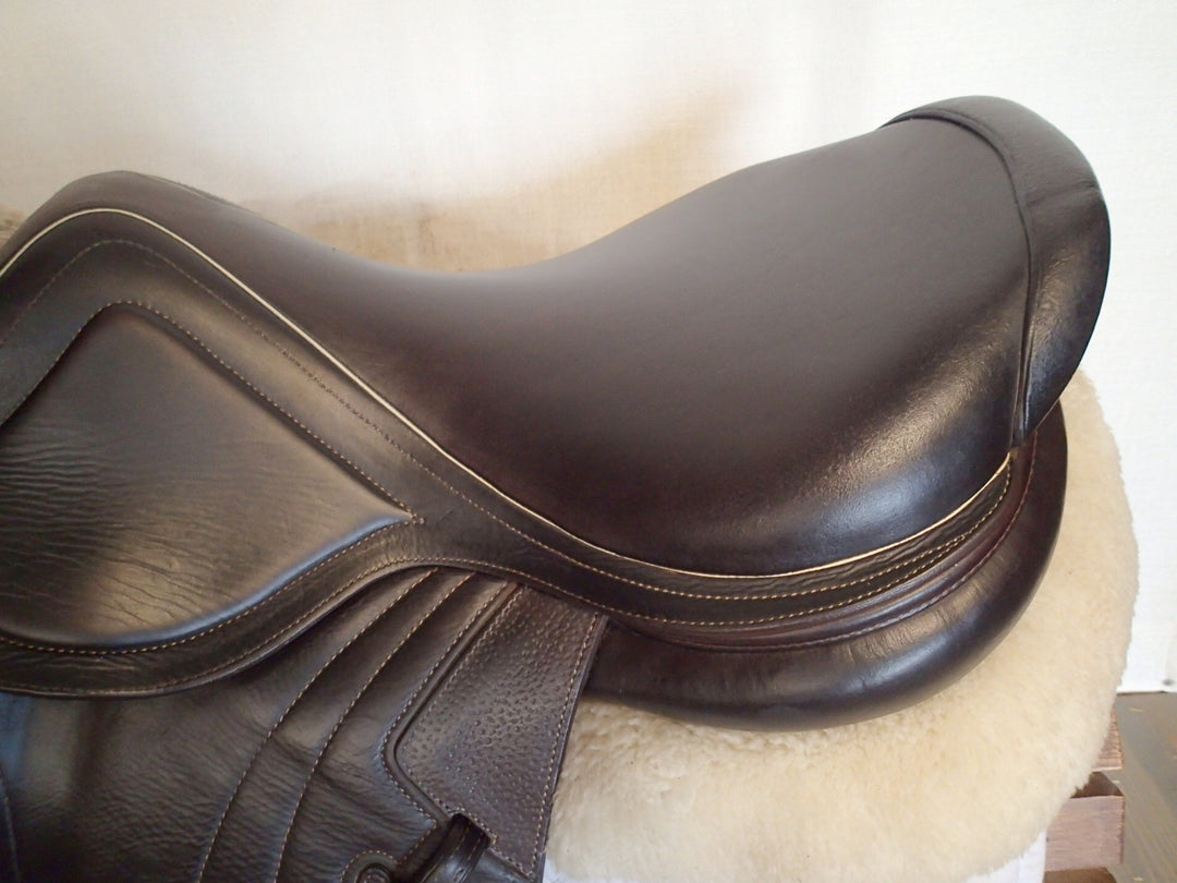 17.5" CWD Mademoiselle 2Gs Saddle - Full Buffalo - 2019 - 2L Flaps - SE32 - Pro Panels