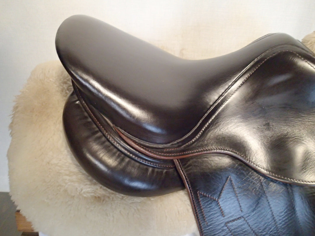 15" / 15.5" Meyer Premium Saddle - Full Calfskin - 2016