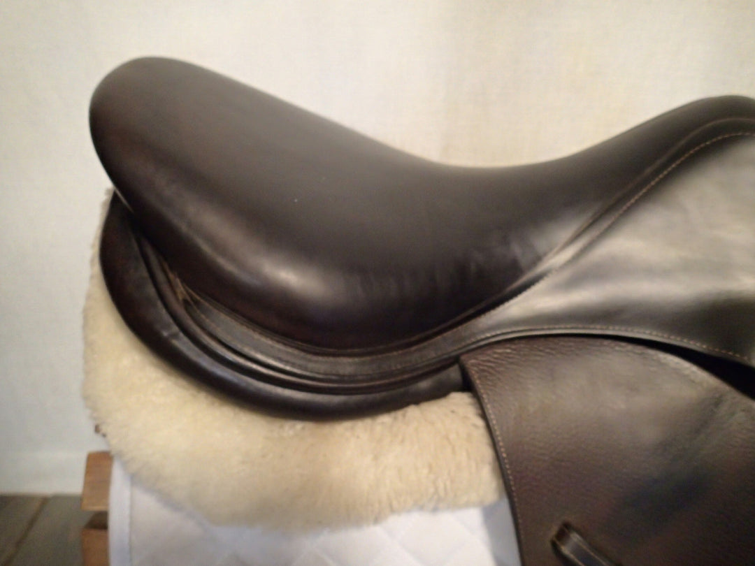 18" Voltaire Palm Beach Saddle - 2017 - 1A Flaps - 4.75" dot to dot - Pro Panels