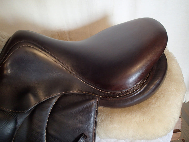16.5" Voltaire Palm Beach Saddle - Full Buffalo - 2018 - 1A Flaps - 4.75" dot to dot - Pro Panels