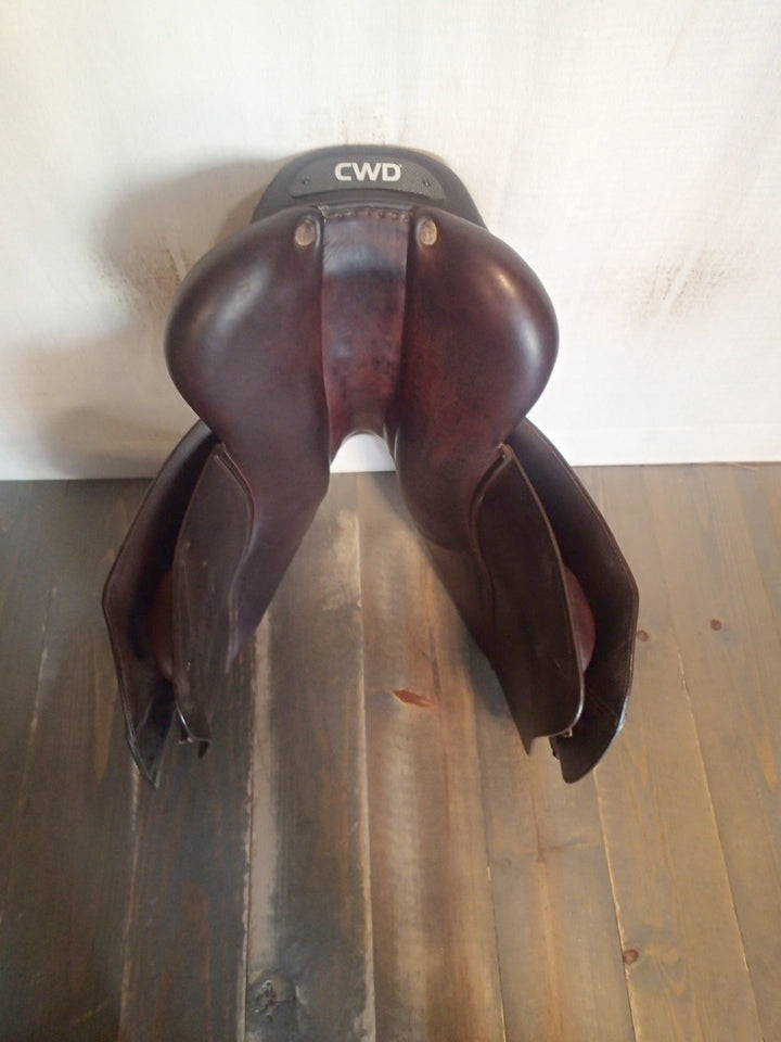17" CWD Hunter 2Gs Saddle - 2016 - 2L Flaps - SE29 - 4.75" dot to dot