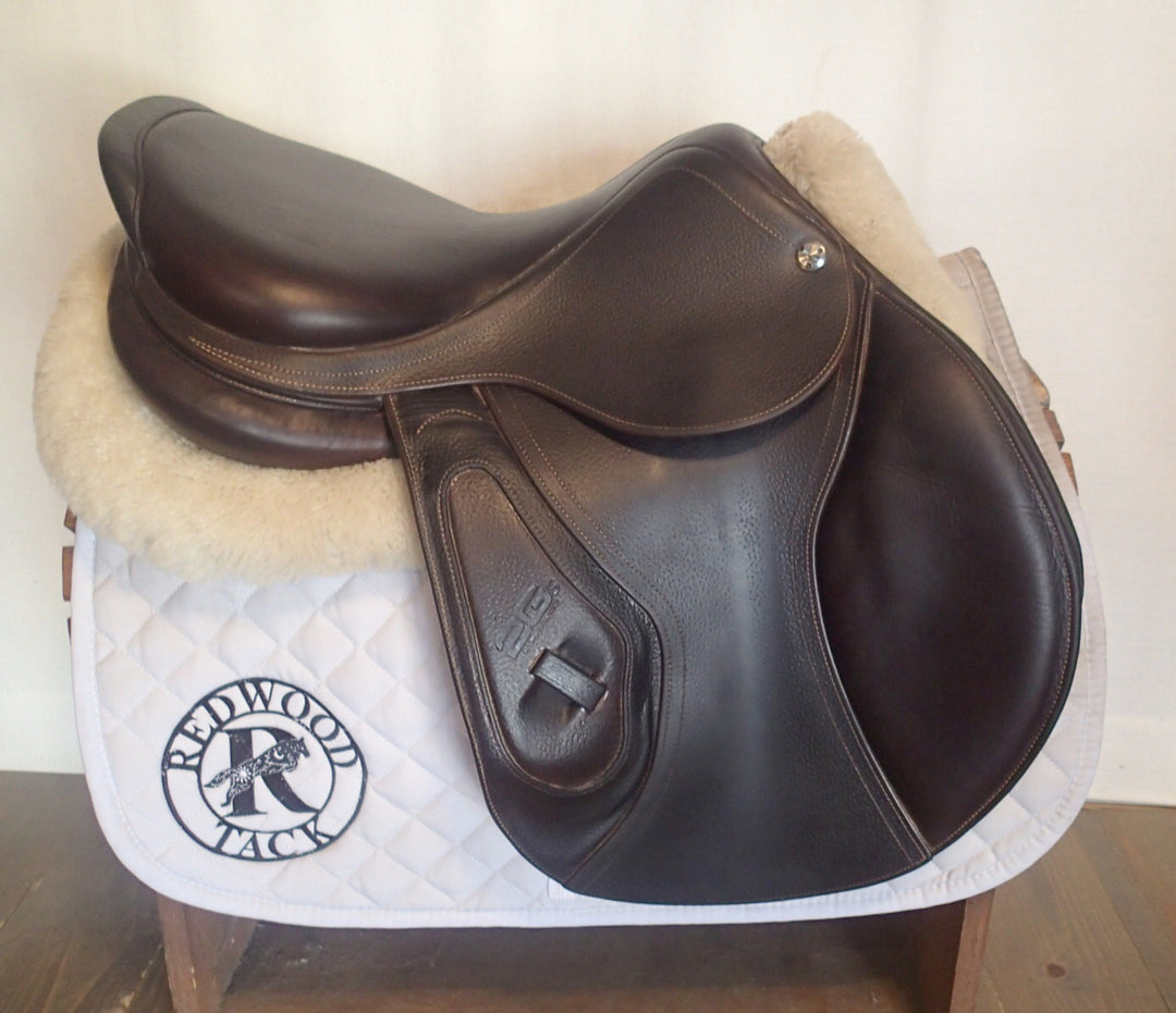 17" CWD Hunter 2Gs Saddle - 2016 - 2L Flaps - SE29 - 4.75" dot to dot
