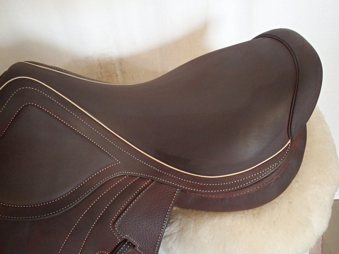 17.5" CWD Mademoiselle 2Gs Saddle - NEW - Full Buffalo - 2025 - 3C Flaps - SE32 - Pro Panels