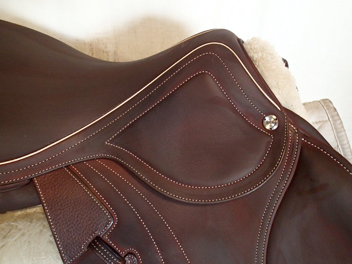 17.5" CWD Mademoiselle 2Gs Saddle - NEW - Full Buffalo - 2025 - 3C Flaps - SE32 - Pro Panels