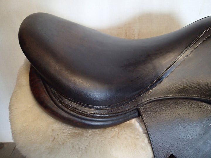 17.5" Voltaire Palm Beach Saddle - 2019 - 3AA Flaps - 4.75" dot to dot - Pro Panels