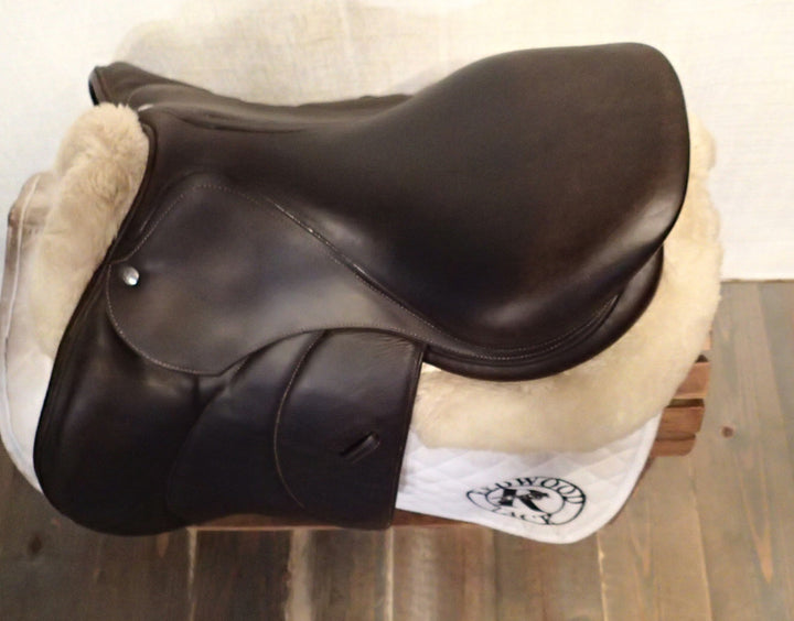 17" Voltaire Palm Beach Saddle - Full Buffalo - 2021 - 3 Flaps - 5" dot to dot - FIN Panels