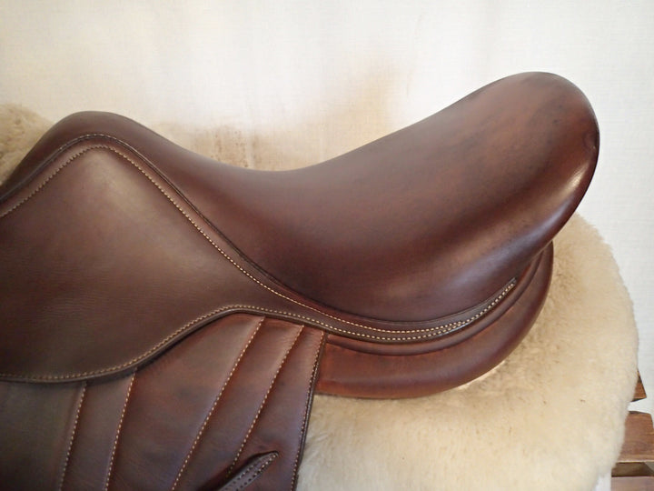 16" Butet Premium Saddle - Full Calfskin - 2017 - 1.75C Flaps - C Seat - 4.5" dot to dot