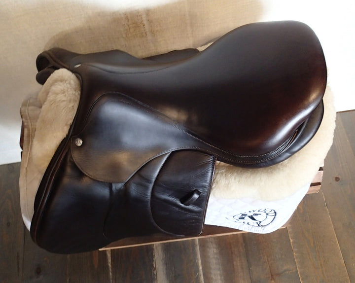 17.5 Voltaire Palm Beach Saddle - Full Buffalo - 2014 - 3AA Flaps - 4.75" dot to dot - Pro Panels