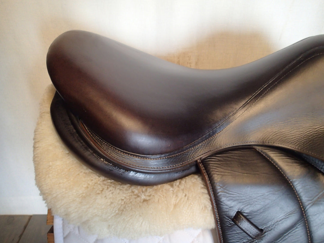 17.5 Voltaire Palm Beach Saddle - Full Buffalo - 2014 - 3AA Flaps - 4.75" dot to dot - Pro Panels