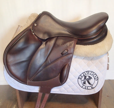 Aiken Tack Exchange - $3,495.00 2020 Voltaire Lexington Monoflap Jump  Saddle, 17.5 Seat, 2AA Flap, Medium Wide Tree, Foam PRO Panels, Full  Buffalo Leather 🤠🐎 Click here for more information and photos