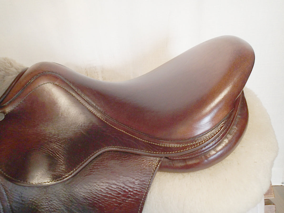 17" Antares Connexion Saddle - Full Buffalo - 2020 - 3AB Flaps - 5" dot to dot