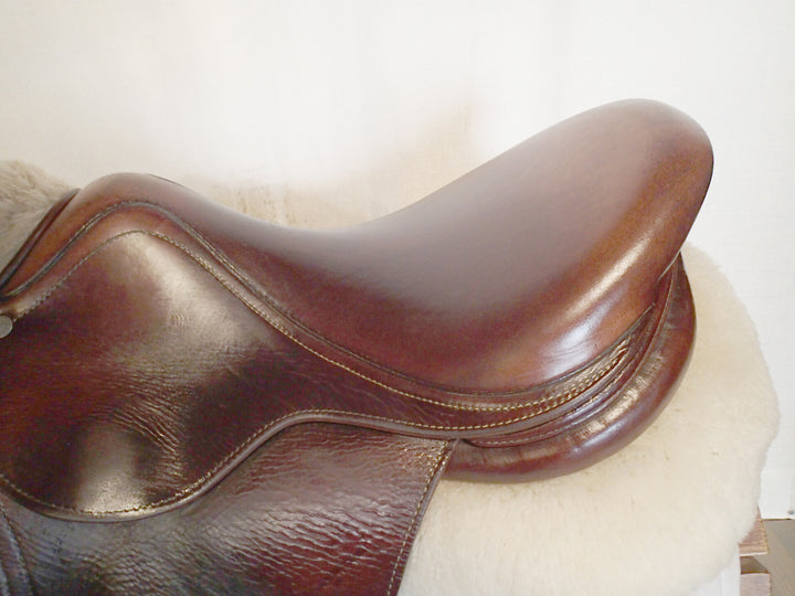17" Antares Connexion Saddle - Full Buffalo - 2020 - 3AB Flaps - 5" dot to dot