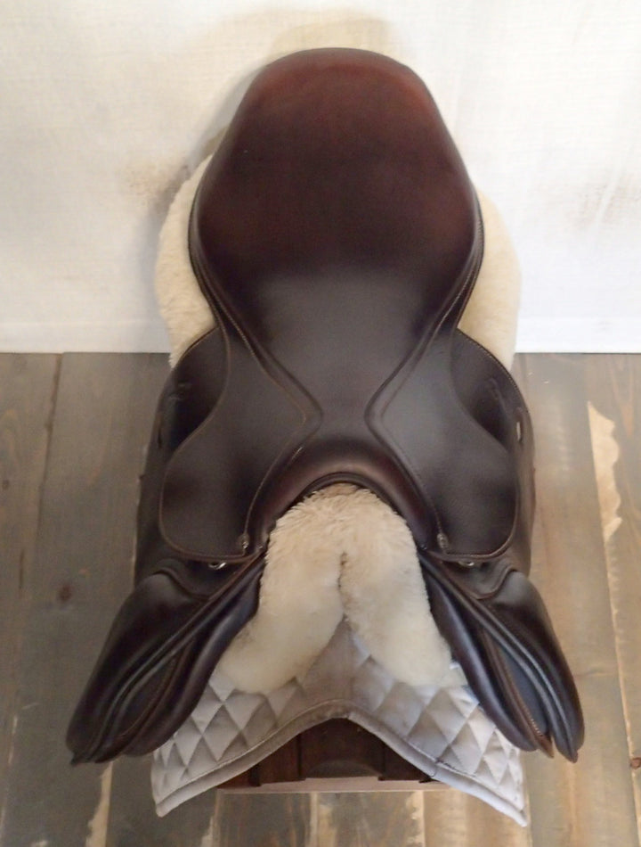 18" Antares Evolution Saddle - Full Buffalo - 2021 - 3A Flaps - 4.75" dot to dot