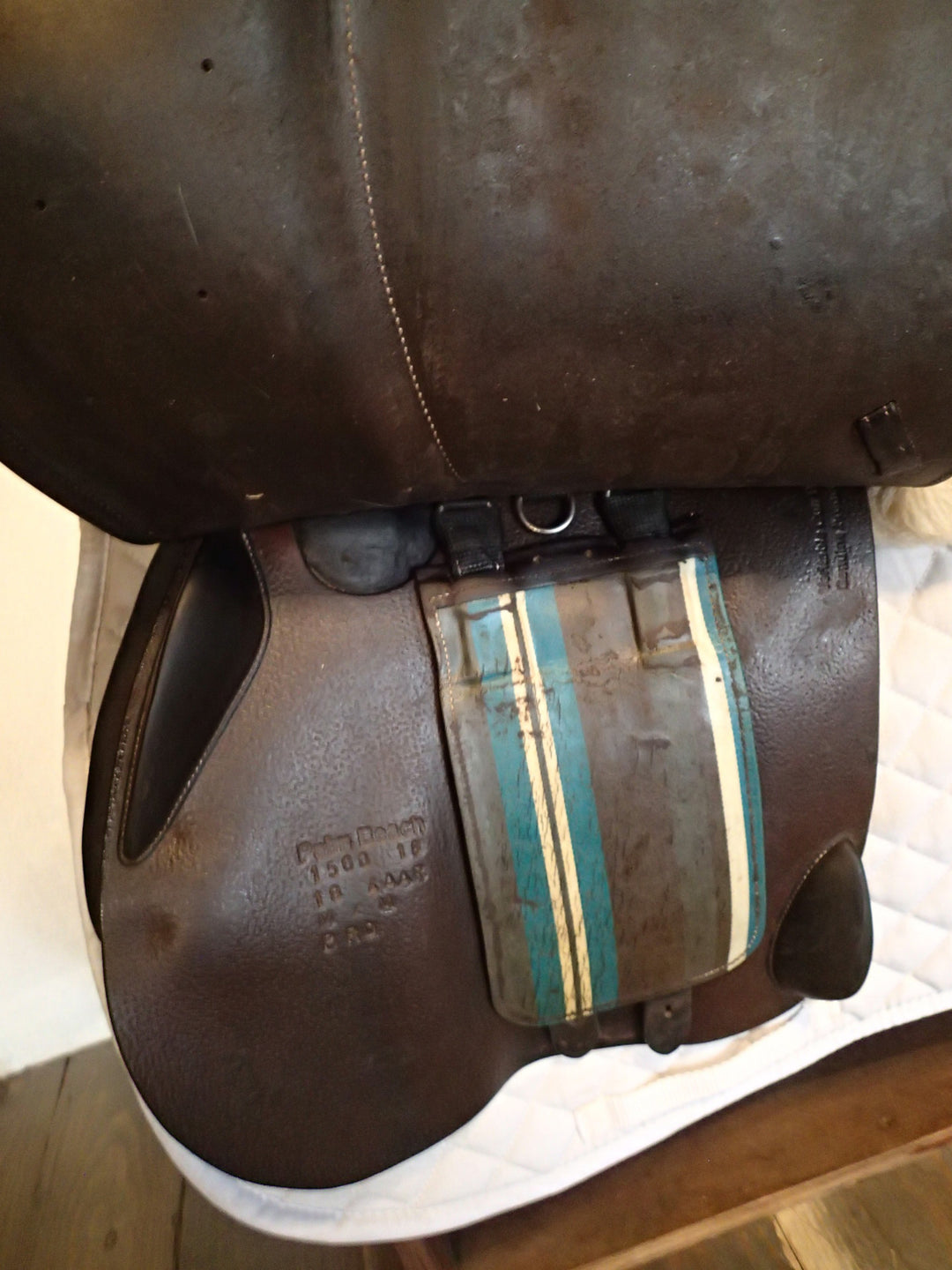 19" Voltaire Palm Beach Saddle - 2018 - 4AAR Flaps - 4.75" dot to dot - Pro Panels