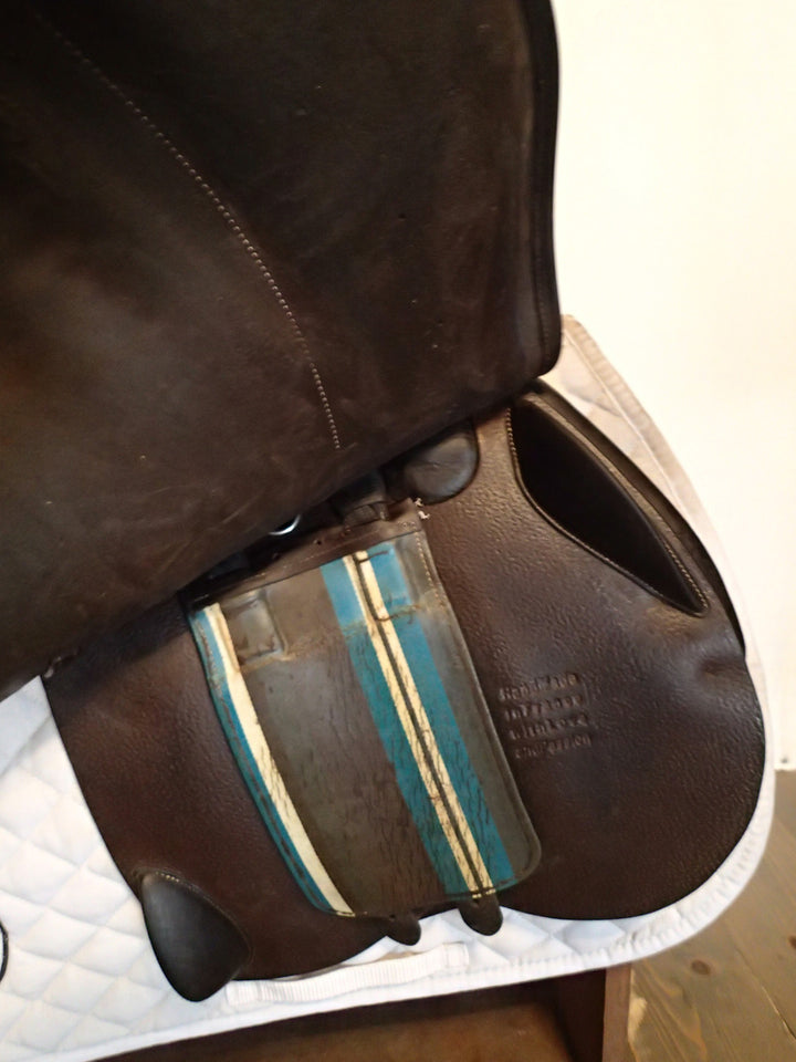 19" Voltaire Palm Beach Saddle - 2018 - 4AAR Flaps - 4.75" dot to dot - Pro Panels