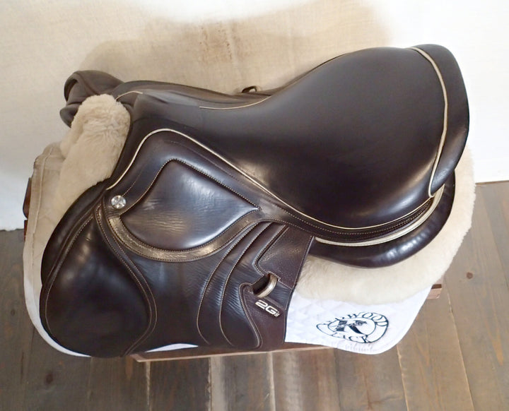 17.5" CWD Mademoiselle 2Gs Saddle - Full Buffalo - 2020 - 3C Flaps - SE32