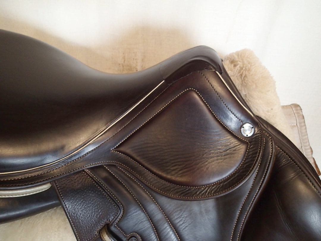 17.5" CWD Mademoiselle 2Gs Saddle - Full Buffalo - 2020 - 3C Flaps - SE32