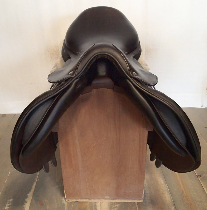 17.5" Voltaire Palm Beach Saddle - Full Buffalo - 2021 - 2 Flaps - 5" dot to dot