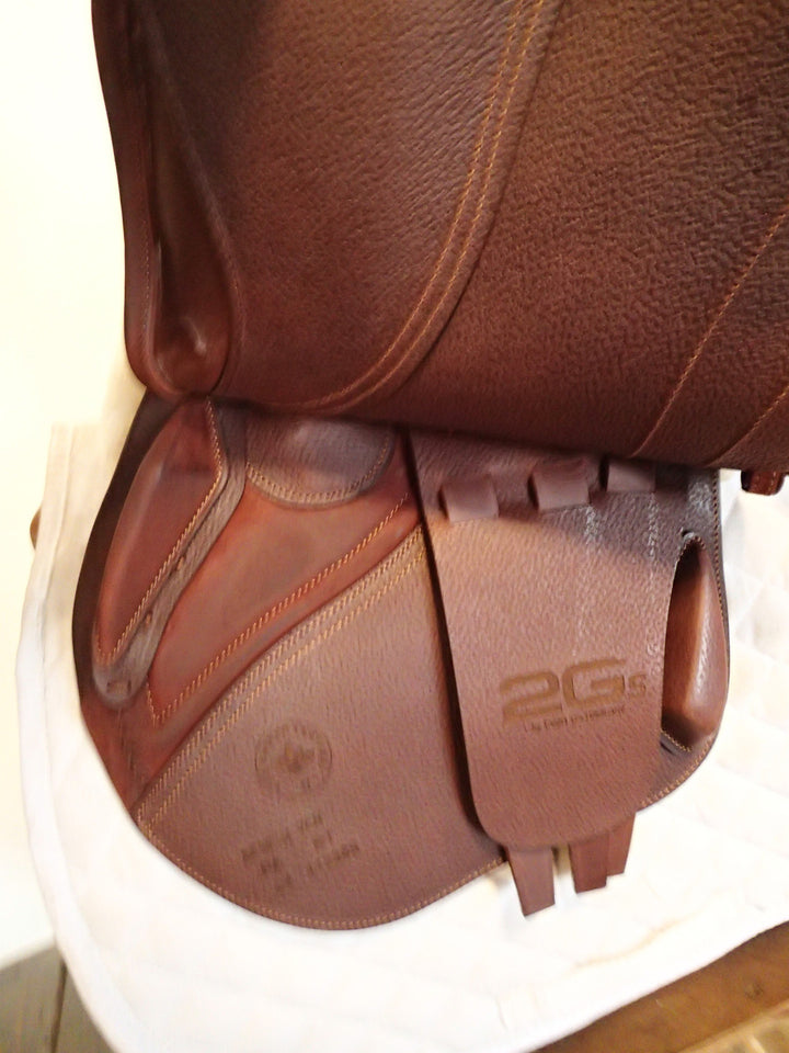 17" CWD Hunter Mademoiselle 2Gs Saddle - NEW - 2024 - Full Buffalo - 2CH Flaps - SE38 - Pro Panels