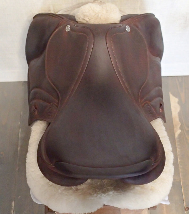 17" CWD Hunter Mademoiselle 2Gs Saddle - NEW - 2024 - Full Buffalo - 2CH Flaps - SE38 - Pro Panels