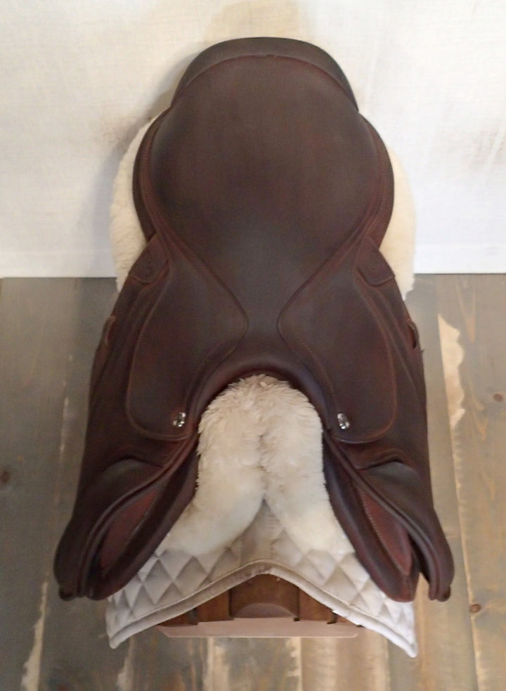 17" CWD Hunter Mademoiselle 2Gs Saddle - NEW - 2024 - Full Buffalo - 2CH Flaps - SE38 - Pro Panels