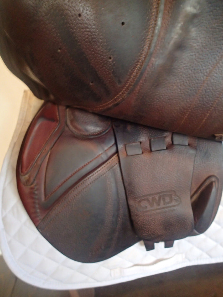 17.5" CWD Saddle - Full Buffalo - 2017 - 3C Flaps - SE03 - 4.75" dot to dot