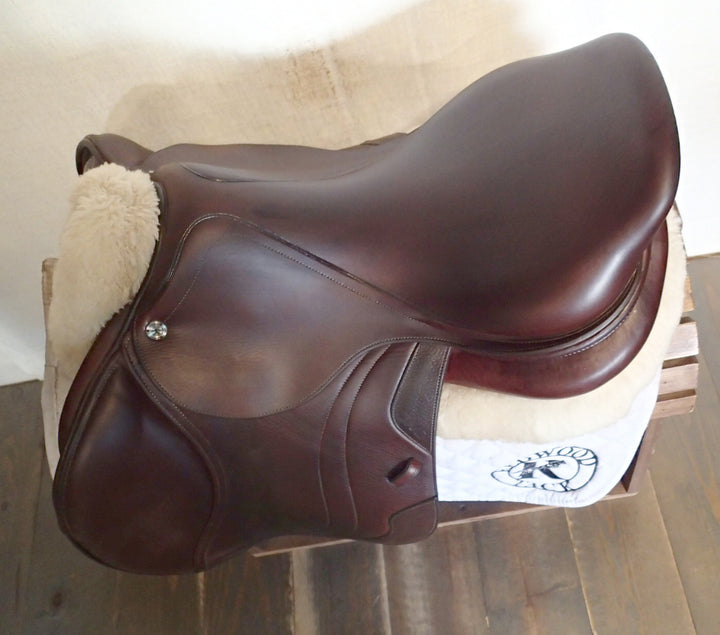 18" CWD Saddle - Full Buffalo - 2020 - 4C Flaps - SE02 - Pro Panels