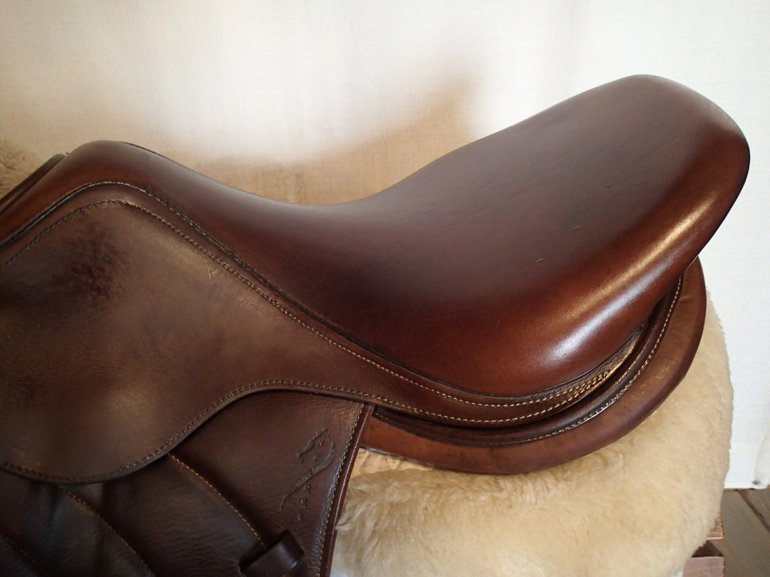 17.5" Antares Evolution Monoflap Saddle - Full Buffalo - 2014 - 2A Flaps - 4.75" dot to dot