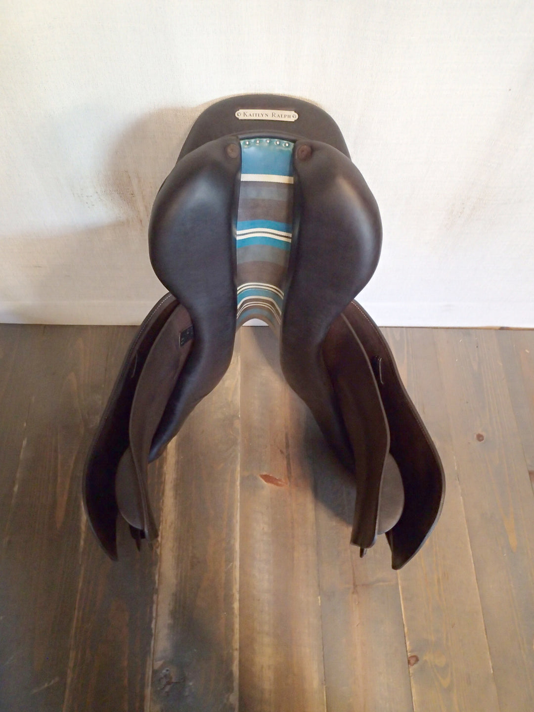 18" Voltaire Palm Beach Saddle - 2020 - 4AR Flaps - 4.75" dot to dot - Pro Panels