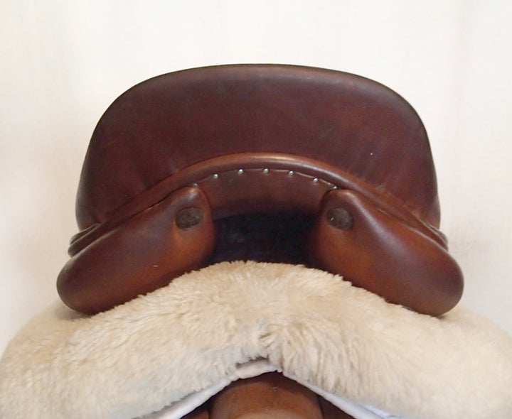 17.5" Butet Premium Saddle - Full Calfskin - 2021 - M Seat - 2.25 Flaps - 4.5" dot to dot